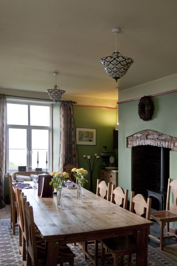 North Walk House Bed & Breakfast Линтън Екстериор снимка