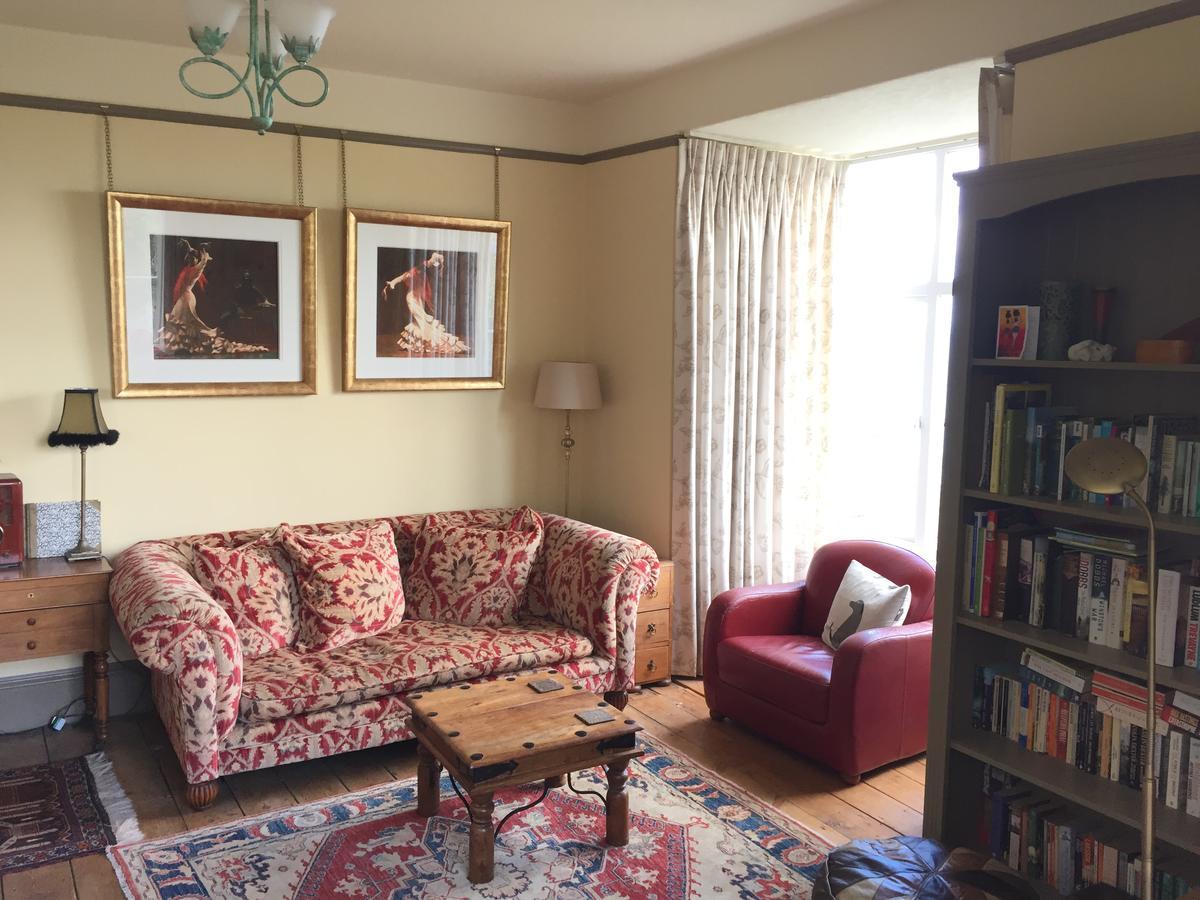 North Walk House Bed & Breakfast Линтън Екстериор снимка