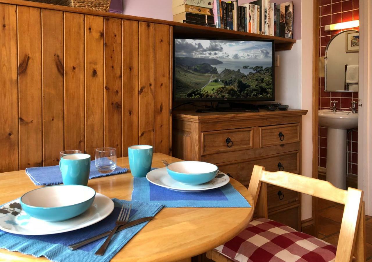 North Walk House Bed & Breakfast Линтън Екстериор снимка