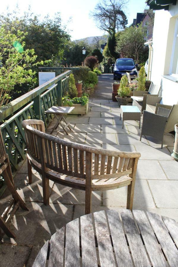 North Walk House Bed & Breakfast Линтън Екстериор снимка